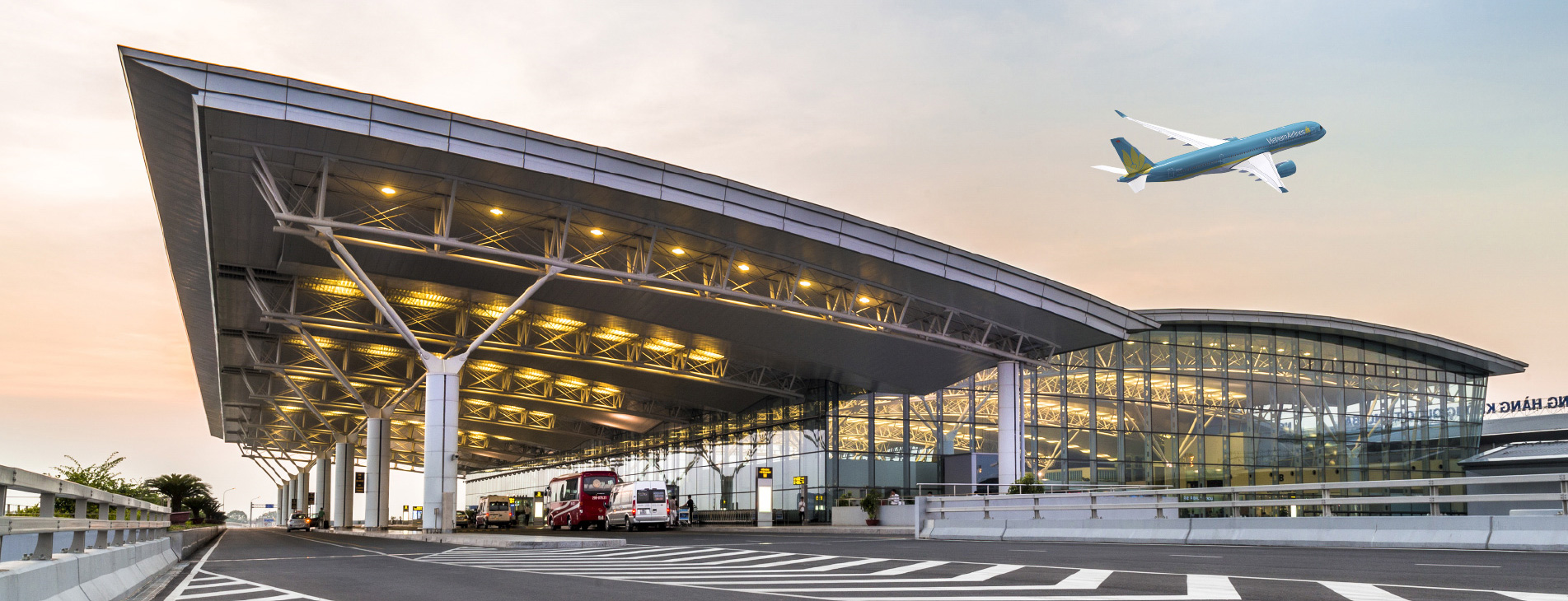 Thi công M&E cho công trình Nhà ga T2 - Cảng hàng không Quốc tế Nội Bài (hoàn thành năm 2014)